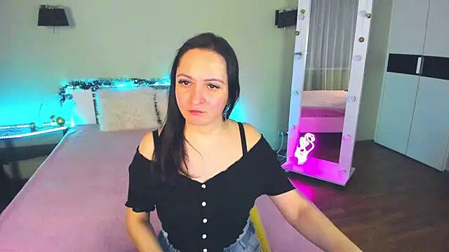 AngellLika online show from 12/22/24, 04:17