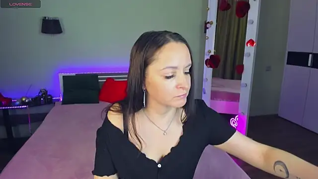 AngellLika online show from 09/19/25, 12:50