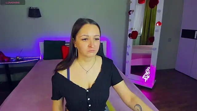 AngellLika online show from 09/28/25, 01:16