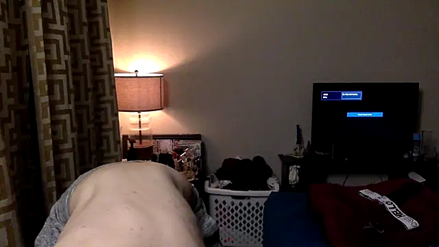 Snapshot of ChillzPnp chatting on 09/30/25, 05:56 ChillzPnp online show from 09/30/25, 05:56