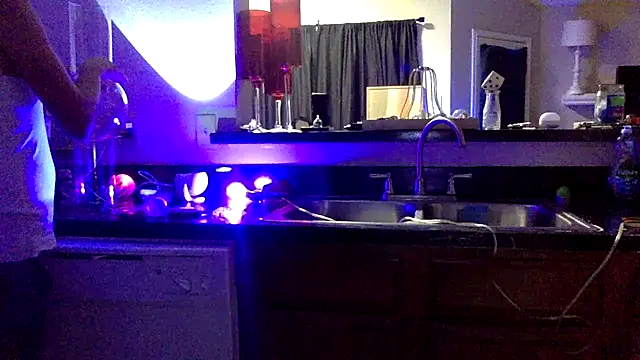 Snapshot of ChillzPnp chatting on 10/08/25, 11:13 ChillzPnp online show from 10/08/25, 11:13