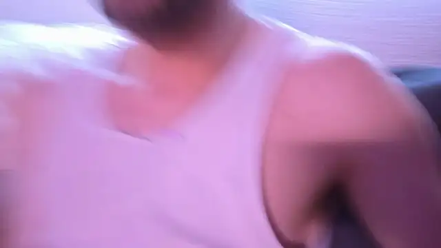 Snapshot of ChillzPnp chatting on 10/15/25, 07:08 ChillzPnp online show from 10/15/25, 07:08