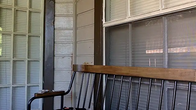 Snapshot of ChillzPnp chatting on 10/22/25, 07:35 ChillzPnp online show from 10/22/25, 07:35