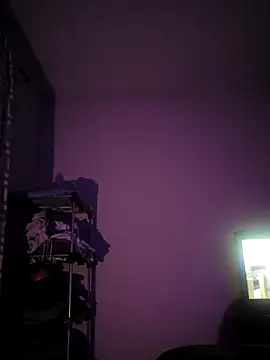 Snapshot of ChillzPnp chatting on 10/25/25, 09:39 ChillzPnp online show from 10/25/25, 09:39