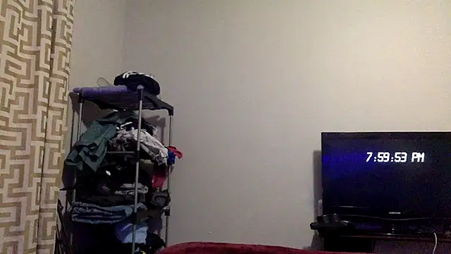 Snapshot of ChillzPnp chatting on 10/26/25, 01:00 ChillzPnp online show from 10/26/25, 01:00