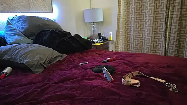 Snapshot of ChillzPnp chatting on 10/29/25, 06:53 ChillzPnp online show from 10/29/25, 06:53