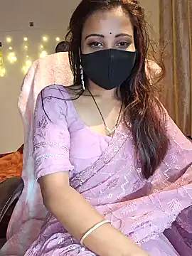 Cute-Tara online show from 12/31/24, 12:36