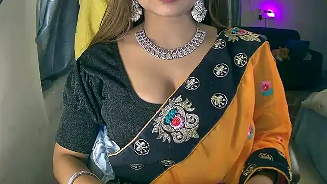 Cute-Tara online show from 10/16/25, 02:29