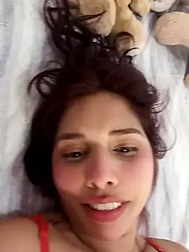 LucyMartelli online show from 01/06/25, 08:07