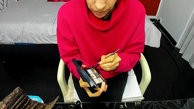 Snapshot of Abrillee1 chatting on 12/26/24, 07:49 Abrillee1 online show from 12/26/24, 07:49