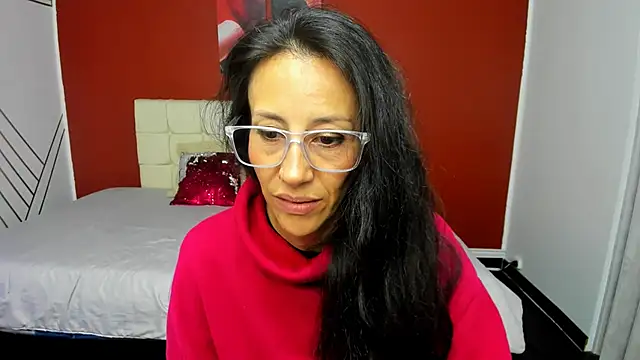 Snapshot of Abrillee1 chatting on 12/27/24, 01:53 Abrillee1 online show from 12/27/24, 01:53