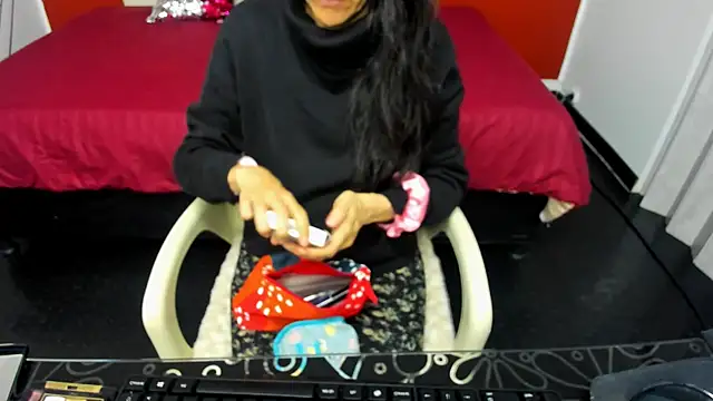 Snapshot of Abrillee1 chatting on 01/20/25, 07:46 Abrillee1 online show from 01/20/25, 07:46