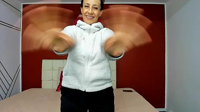 Snapshot of Abrillee1 chatting on 01/30/25, 01:33 Abrillee1 online show from 01/30/25, 01:33