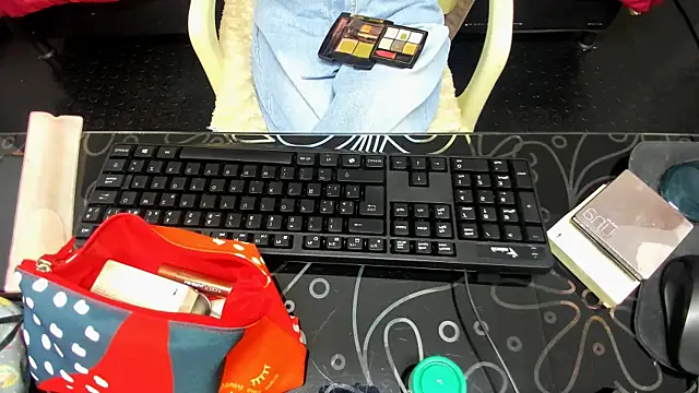 Snapshot of Abrillee1 chatting on 02/01/25, 07:13 Abrillee1 online show from 02/01/25, 07:13