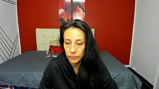 Snapshot of Abrillee1 chatting on 02/14/25, 07:49 Abrillee1 online show from 02/14/25, 07:49