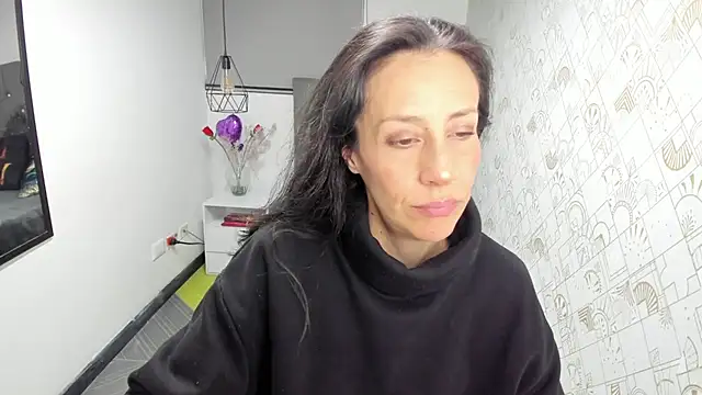 Snapshot of Abrillee1 chatting on 03/23/25, 06:47 Abrillee1 online show from 03/23/25, 06:47