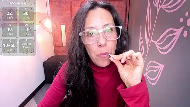 Snapshot of Abrillee1 chatting on 11/12/25, 12:05 Abrillee1 online show from 11/12/25, 12:05