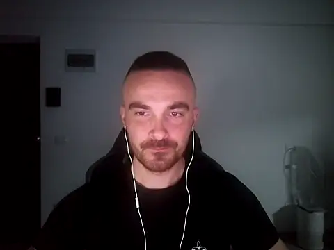 mu5clemania2 online show from 12/17/24, 04:21