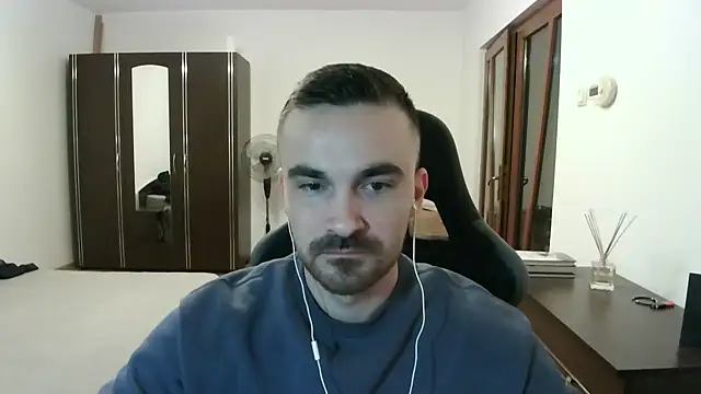 Snapshot of mu5clemania2 chatting on 03/02/26, 09:21 mu5clemania2 online show from 03/02/26, 09:21