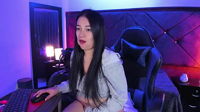 Julietacollins06 online show from 07/28/26, 04:39