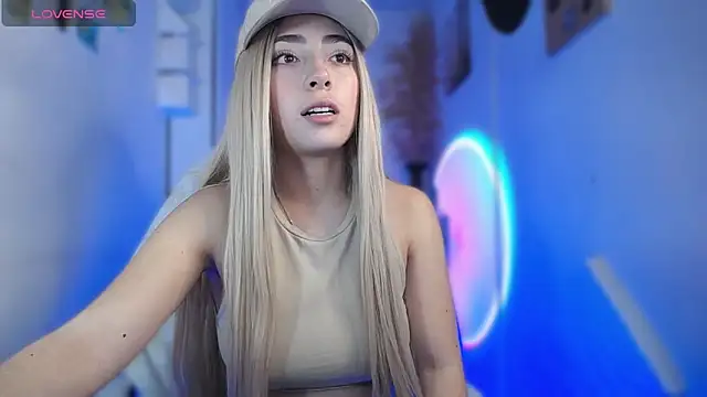 channel blonde a online show from 09/19/25, 11:16