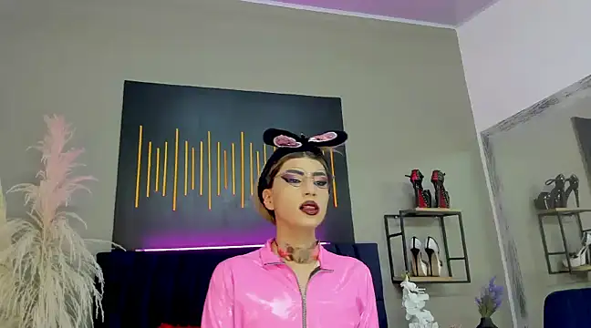 BrianaSchafer online show from 12/18/24, 05:10