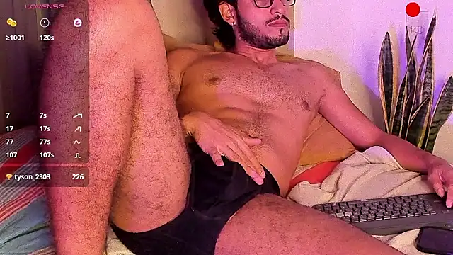 Nicholasrodrii online show from 12/06/24, 01:29