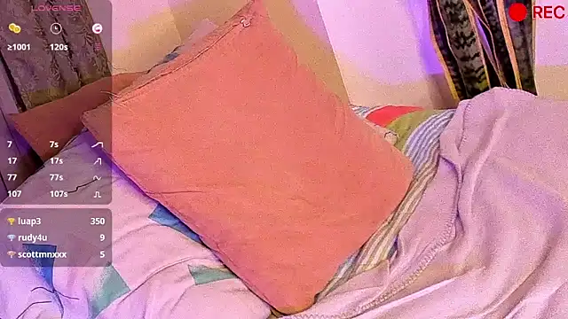 Nicholasrodrii online show from 12/10/24, 06:22