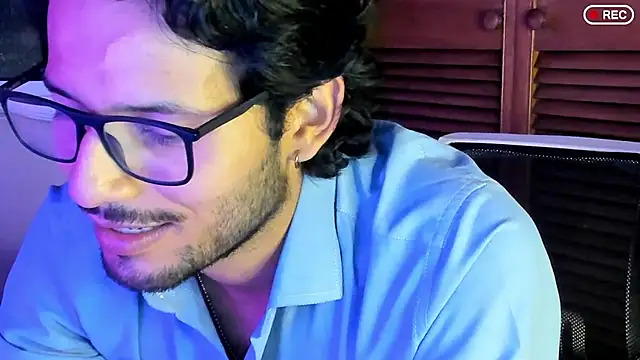 Snapshot of Nicholasrodrii chatting on 09/21/25, 12:34 Nicholasrodrii online show from 09/21/25, 12:34