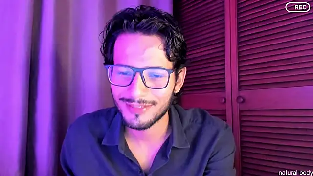 Snapshot of Nicholasrodrii chatting on 10/07/25, 10:51 Nicholasrodrii online show from 10/07/25, 10:51