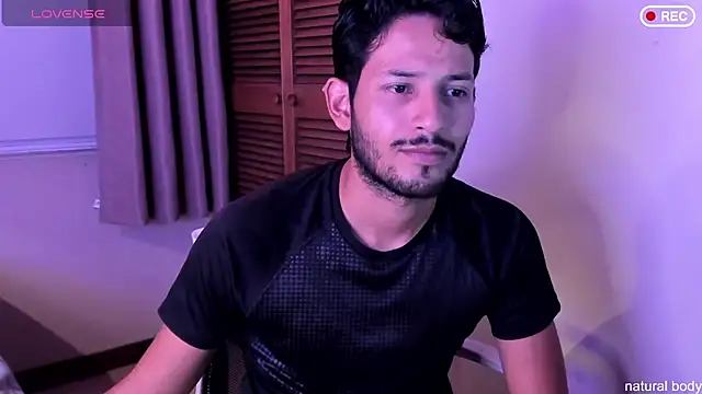 Snapshot of Nicholasrodrii chatting on 10/26/25, 11:09 Nicholasrodrii online show from 10/26/25, 11:09