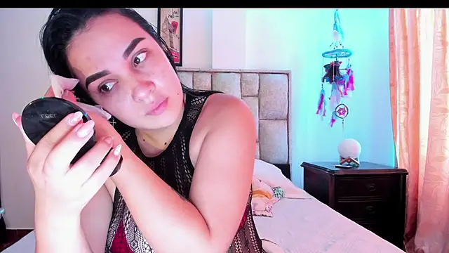 brianaGuzman online show from 09/12/25, 06:19