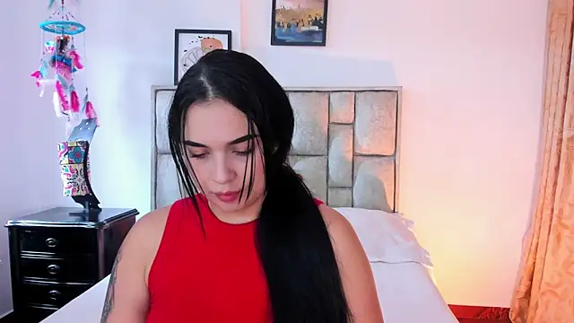 Snapshot of brianaGuzman chatting on 04/15/26, 06:15 brianaGuzman online show from 04/15/26, 06:15
