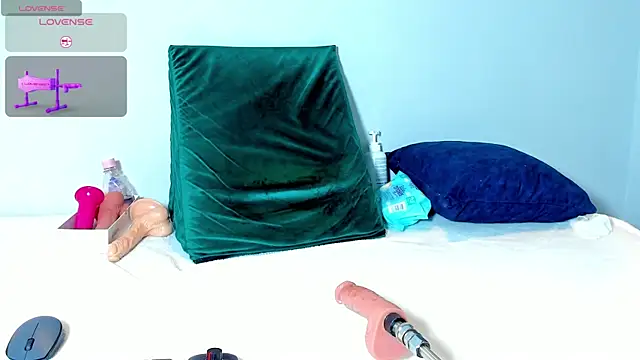 ximehot699 online show from 01/27/25, 04:09
