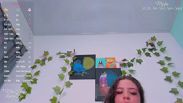 Mxss Honey online show from 10/31/25, 09:32