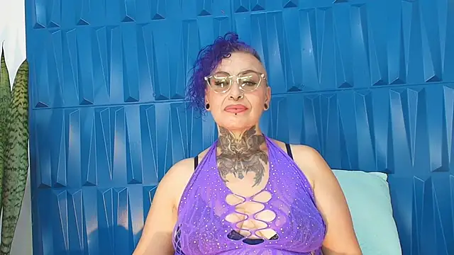 SandyyRose online show from 01/10/25, 05:56