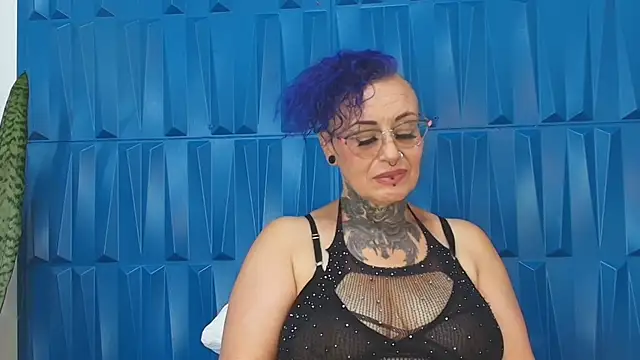 SandyyRose online show from 02/10/25, 06:24
