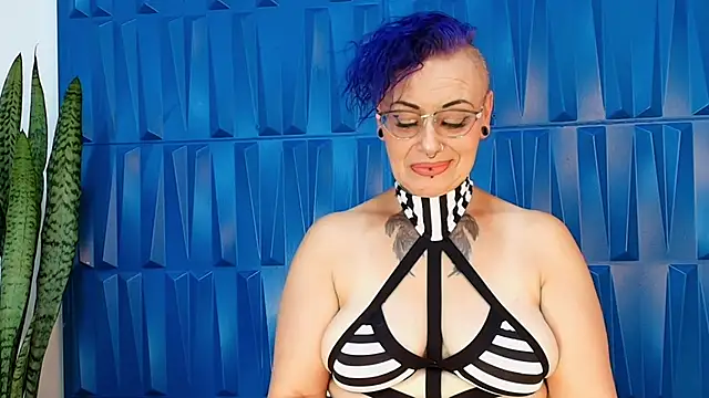 SandyyRose online show from 02/17/25, 04:48