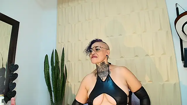 SandyyRose online show from 03/09/25, 11:25