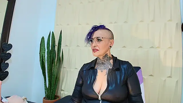 SandyyRose online show from 03/16/25, 12:22