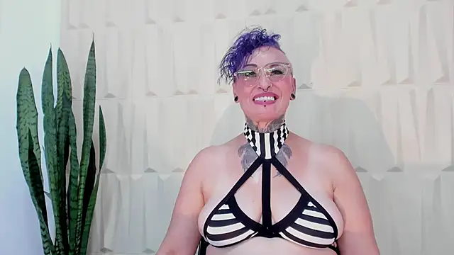 SandyyRose online show from 03/17/25, 09:34