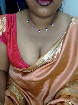 Snapshot of Sexy_Ammu_Telugu chatting on 10/25/25, 05:51 Sexy Ammu Telugu online show from 10/25/25, 05:51