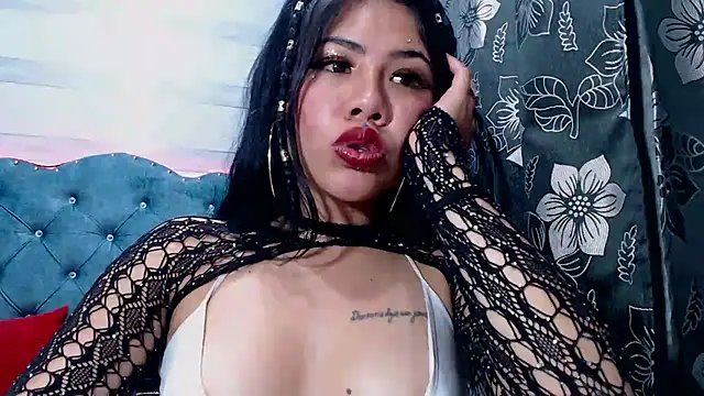 lily jamesx online show from 02/26/25, 02:37