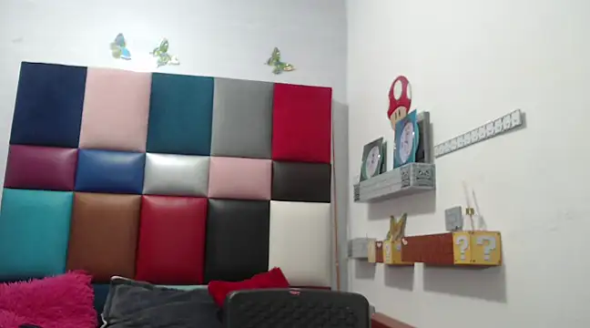 lily jamesx online show from 03/07/25, 08:44