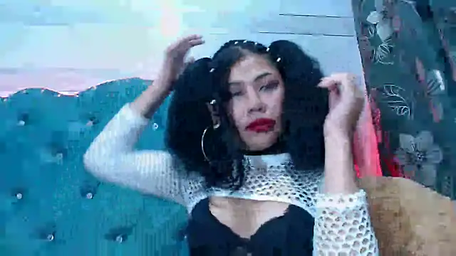 lily jamesx online show from 03/18/25, 10:04