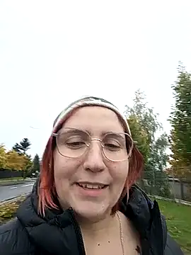 Snapshot of Marie1992PL chatting on 10/12/25, 07:18 Marie1992PL online show from 10/12/25, 07:18