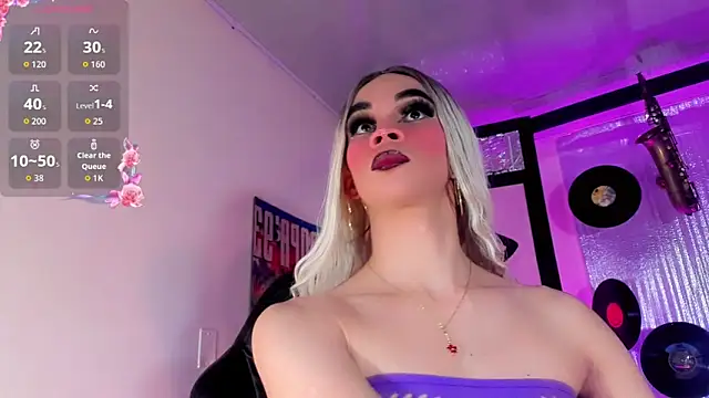 lizeth Duarte online show from 10/10/25, 11:09