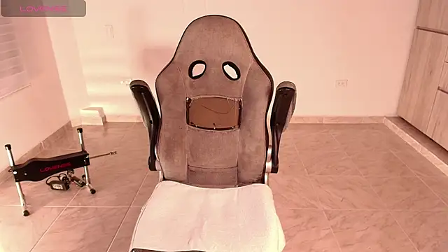 Snapshot of irantzu_hank chatting on 09/24/25, 07:39 irantzu hank online show from 09/24/25, 07:39