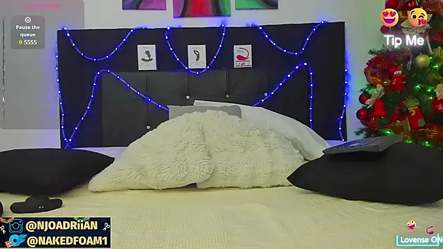 nakedfoam1 online show from 12/08/24, 03:00