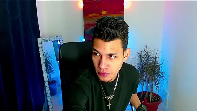 Snapshot of dirtyboy_23 chatting on 09/19/25, 06:04 dirtyboy 23 online show from 09/19/25, 06:04